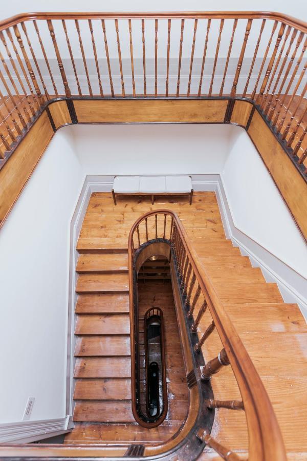 Gallery Townhouse & 2* Oporto